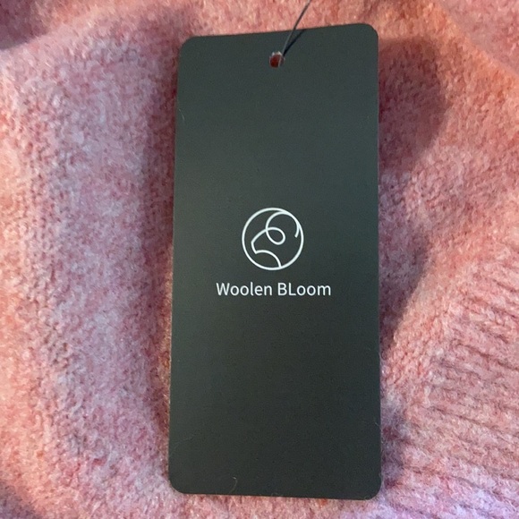 Woolen Bloom NWT  Pink Mock Turtleneck Oversized Boxy Sweater 4300 - Picture 10 of 11